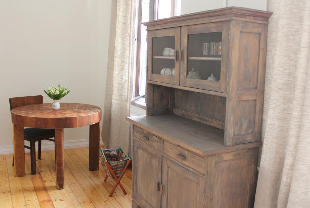 2 Room Apartment In Embasy Area รีกา ภายนอก รูปภาพ
